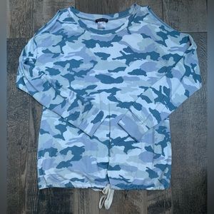 VENUS Blue Camo Cold Shoulder Top: XS
